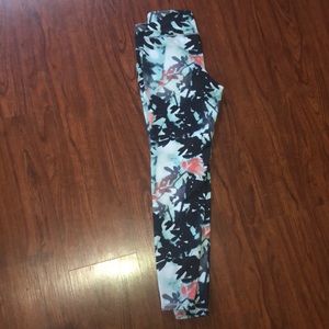 old navy leggings - m